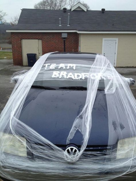 Wet cotton balls and saran wrap. Payback for toilet papering my house. #pranks House Pranks Outdoor, House Pranks, Prank Gifts, Saran Wrap, Cotton Balls, Paper Houses, My House, Outdoor Bed, Toilet Paper