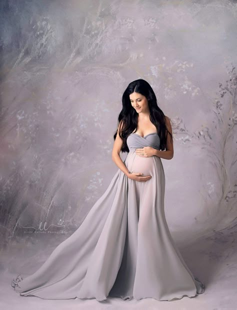 Ivory Maternity Dress, Maternity Shoot Dresses, Baby Shower Gown, Maternity Photography Poses Couple, Fairytale Gown, Maternity Studio, Pregnant Halloween, Maternity Dresses For Photoshoot, Maternity Photography Poses