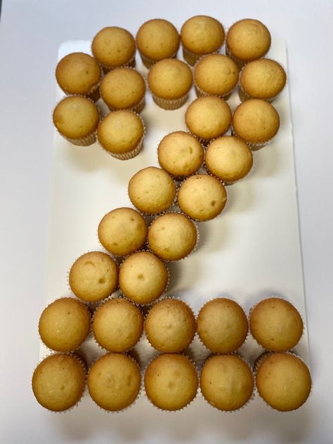 Cake In Number Shape, One Shaped Cupcake Cake, Cupcakes In 1 Shape, Cupcakes In The Shape Of 1, Number 1 Shaped Food, Pull Apart 1 Cupcake Cake, How To Make A Number 1 Cake, Desserts For One Year Old Party, Number 1 Cupcake Pull Apart