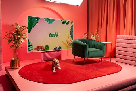 Tefi Set Design on Behance Tv Set Design, Tv Talk Show, Podcast Studio, Painted Bamboo, Home Studio Setup, Stage Set Design, Tv Sets, Studio Room, Stage Set