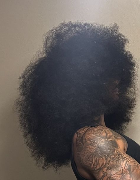 Half Up Half Down Men, 4c Pixie Cut, Black Male Curly Hairstyles, 4c Afro Men, Alternative Black Hairstyles, Curly Afro Black Women, 4b Hair Styles, Male Long Curly Hair, Long 4c Hair Men