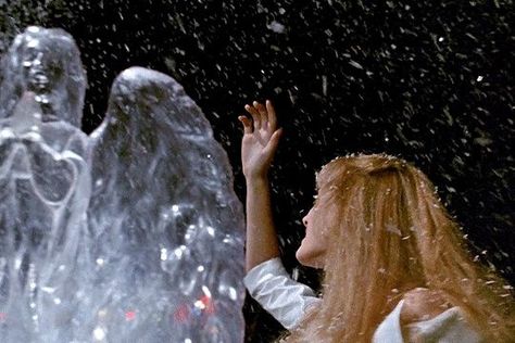 Edward Scissorhands, 90s Movies, Ice Dance, Xmas Diy, Snow Angels, Winter Wonder, Film Aesthetic, Close Your Eyes, Great Movies