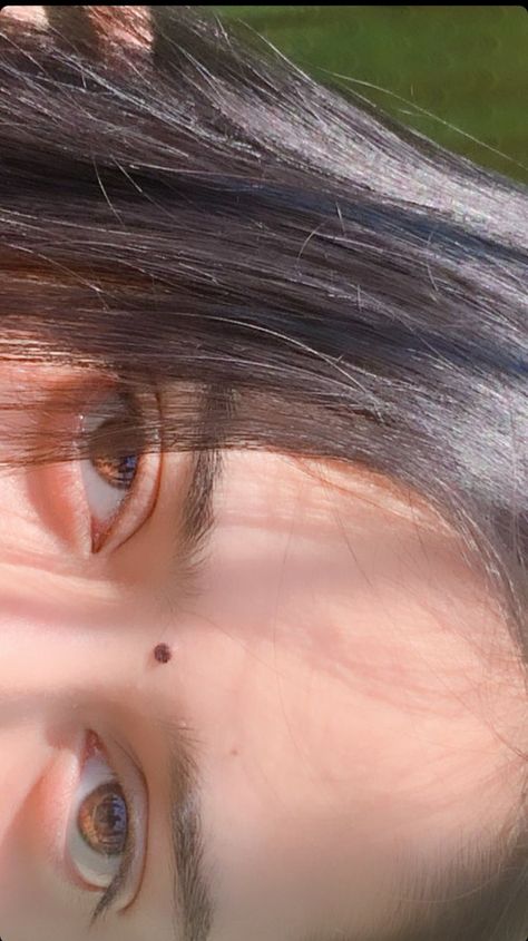 Hide Face Real Pic, Girls Eyes Aesthetic Indian, Real Eyes Pics For Dp, Bangladeshi Girls Dp Hidden Face, Indian Eyes Aesthetic, Indian Girl Eyes, Eyes Pics For Dp, Desi Collage, Bangladesh Girl