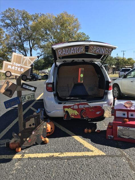 Radiator Springs Trunk r Treat Radiator Springs Trunk Or Treat, Lightning Mcqueen Trunk Or Treat Ideas, Cars Trunk Or Treat Disney, Lightning Mcqueen Trunk Or Treat, Admin Ideas, Trunker Treat Ideas, Halloween Car Decorations, Radiator Springs, Spring Decor Diy