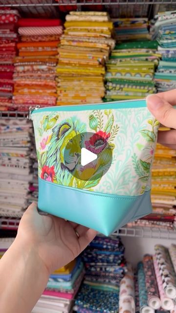 Bag Supplies, Pouch Diy, Pouch Tutorial, Vinyl Bag, Bag Pattern Free, Patterns Fabric, Ornament Tutorial, Scrap Fabric, Easter Weekend