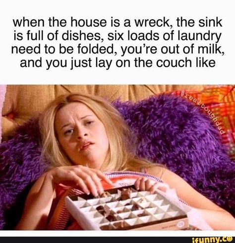 When the house is a wreck, the sink is full of dishes, six loads of laundry need to be folded, you’re out of milk, and you just lay on the couch like - iFunny :) Mama Meme, Parent Humor, Funny Parenting, Mum Life, Mom Memes, Parenting Memes, Funny Ha Ha, Mom Stuff, Need A Laugh