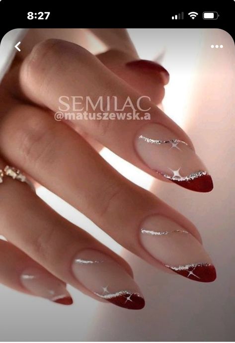 Maroon Nails With Gold Design, Red Gold Manicure, Modern Nail Designs Classy, Nude Nails With Red Design, Classy Festive Nails, Red And Golden Nails, Holiday Nails Neutral, Deep Red Nails Designs, Burgundy Nails With Design