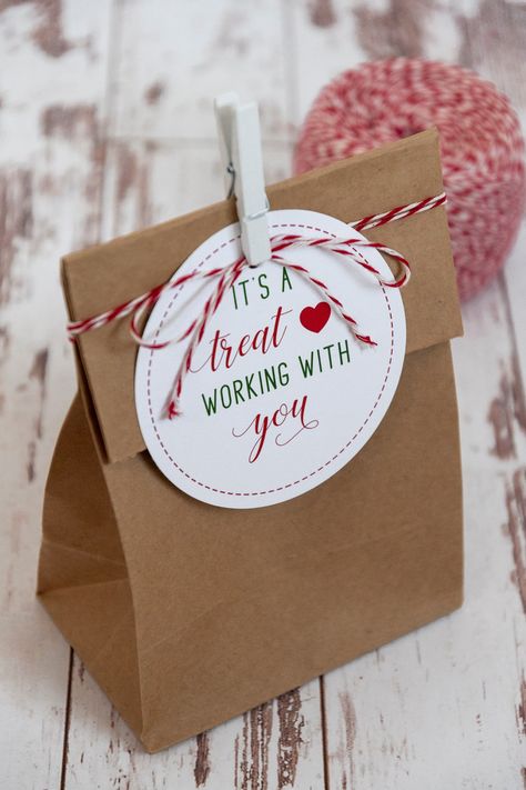 It’s A Treat To Work With You, Cheap Employee Appreciation Gifts Budget, Let It Snow Gift Tags Free Printable, Valentine Gift Ideas For Coworkers, Co Worker Valentine Gifts Diy, Valentine Gift Tags Printable Free, Treat Bags For Adults, Coworker Valentine Gifts, Valentines Gift For Coworkers Diy