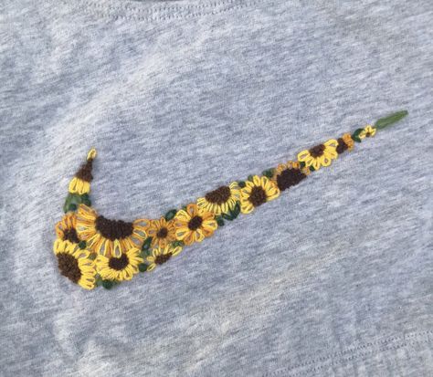 Nike Flower Embroidery, Diy Embroidery Shirt, Cross Stitch Embroidery Patterns, Unique Cross Stitch, Clothes Embroidery Diy, Diy Embroidery Designs, Diy Embroidery Patterns, Basic Embroidery Stitches, Embroidery On Clothes