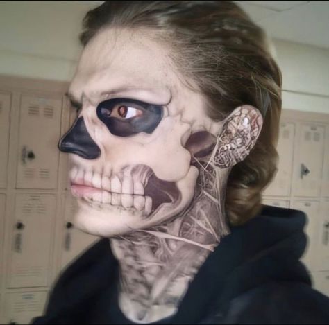 Tate Langdon, Skeleton Makeup, A Skeleton, Evan Peters, Skeleton, To Look, A Woman, Black And White, Makeup