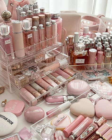 Koleksi Makeup, Makeup Beauty Room, Alat Makeup, Girly Makeup, Sephora Skin Care, Pink Lifestyle, Dream Makeup, Dior Makeup, Girly Room