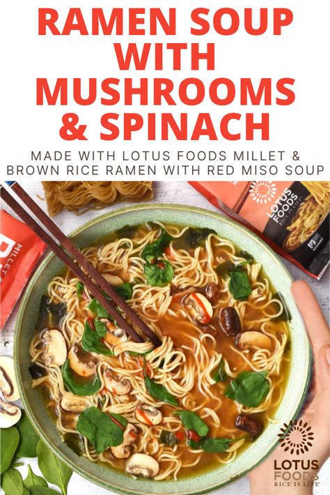 Ramen Soup with Mushrooms & Spinach Soup With Mushrooms, Soup With Spinach, Recipes Spinach, Noodle Salad Cold, Miso Broth, Asian Noodle Recipes, Red Miso, Asian Noodle, Simple Lunch