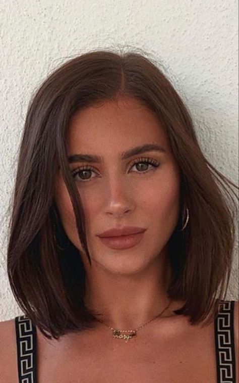 2023 Lob Haircuts Straight, Oval Face Lob Haircut, Smooth Lob Haircut, Haircut Inspo For Fine Hair, Light Brown Hair Long Bob, Short Straight Hair Oval Face, Short Haircut With Side Part, Celebrity Lob Hairstyles, Long Bob Straight Hair Shoulder Length