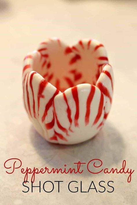 Peppermint Candy Shot Glass Peppermint Candy Crafts, Peppermint Candy Bowl, Candy Shots, Candy Cane Crafts, Princess Pinky Girl, Pinky Girl, Candy Crafts, Diy Spring, Gift Diy