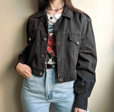 Fall Jacket Outfit, Jacket Outfit Casual, Black Denim Jacket Outfit, Black Jacket Outfit, Dress Denim Jacket, Outfits Stylish, Blue Jean Outfits, Jean Jacket Outfits, Denim Jacket Outfit