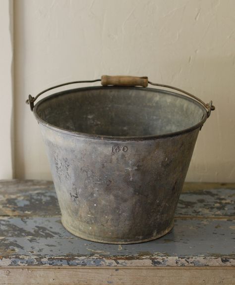 zinc milk bucket Milk Bucket, Old Bucket, Milk Pail, Galvanized Tub, French Farmhouse Style, Galvanized Buckets, English Country Cottage, Vintage Bucket, Watering Cans