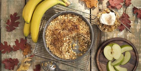 Banana Apple Crisp Banana Crisp, Apple And Banana, Kid Friendly Dessert, Tasty Dessert, Delicious Deserts, Fall Flavors, Tasty Recipe, Cinnamon Banana, Cobbler Recipes