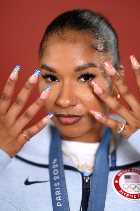 PARIS, FRANCE - AUGUST 02: (BROADCAST-OUT) Olympian Jordan Chiles of Team United States poses on the Today Show Set on August 02, 2024 in Paris, France. (Photo by Kristy Sparow/Getty Images) Noah Lyles, Sha Carri Richardson, Artsy Nails, Jordan Chiles, Nails Photos, Paris Olympics 2024, Culture Aesthetic, Olympics 2024, 2024 Olympics