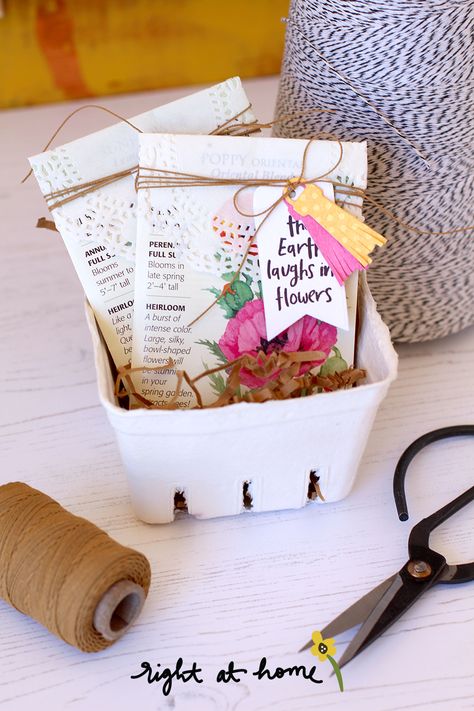 Diy Seed Packet Favors, Diy Seed Packets, Meal Schedule, Seed Packets Favors, Flower Seeds Packets, Seed Packaging, Couple Wedding Shower, Favors Diy, Recipe Organization