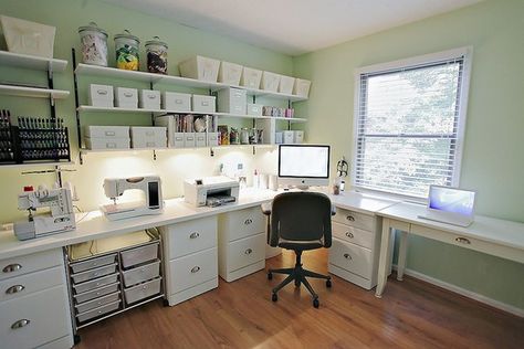 Sunny Side Up Blog: New house update - designing my office!  A great post with pictures for craft room inspiration Sewing Room Inspiration, Dream Craft Room, Craft Room Design, Sewing Room Organization, Quilting Room, Scrapbook Room, Office Crafts, Hobby Room, Creative Storage