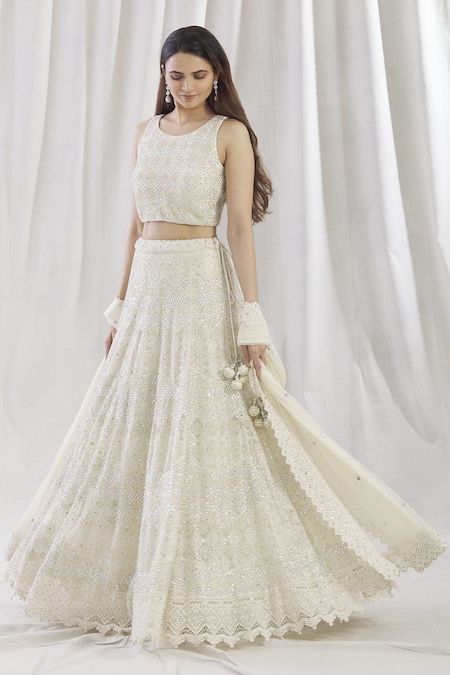 Chikankari Lehenga Set Ivory Lehenga Bridal, Lehenga With Jacket, Ivory Lehenga, Chikankari Lehenga, White Lehenga, Navratri Dress, Floral Lehenga, Lehenga Wedding, Lehenga Designs