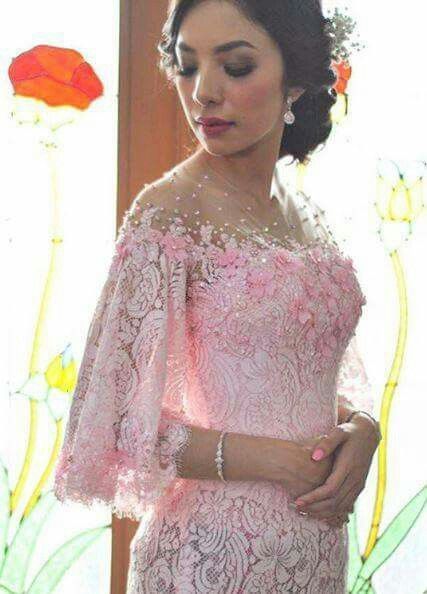 Renda Kebaya, Indonesian Kebaya, Model Lengan, Kebaya Lace, Flower Mold, Dress Kebaya, Kebaya Brokat, Batik Kebaya, Kebaya Dress