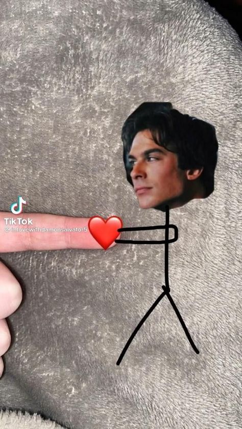 Paul Vampire Diaries, Clary Y Jace, Vampire Diaries Memes, Ian Somerhalder Vampire Diaries, The Vampire Diaries Characters, Vampire Diaries Poster, Damon Salvatore Vampire Diaries, Vampier Diaries, The Vampire Diaries 3