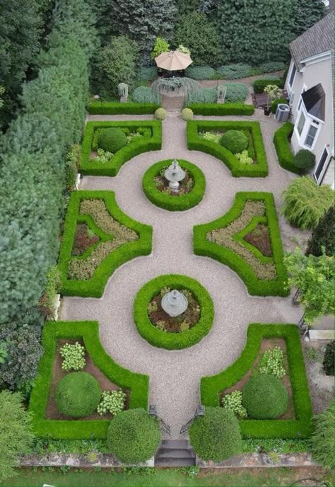 Low Maintenance Garden Design, Formal Garden Design, Parterre Garden, Budget Garden, Formal Garden, Garden Design Plans, Dry Creek, Low Maintenance Garden, Formal Gardens