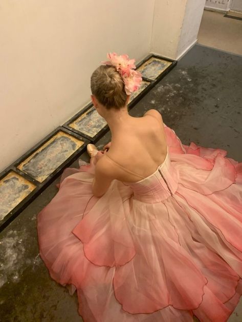 Pink Porche, Prettiest Girl, Ballet Beauty, Ballet Costumes, Fashion Portfolio, Ballet Girls, Stil Inspiration, Mode Ootd, Mode Vintage