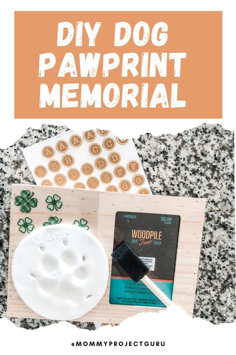 We all love our pets ... especially our doggies. They are amazing creatures and we want to keep their memory! Try this DIY dog pawprint memorial for your pup ... something you can do now so you'll have it always! Paw Print Ideas Pet Memorials, White Golden Retriever Puppy, Pet Paw Print, Diy Treats, Pet Shirts, Letter Stickers, Diy Dog, Pet Paws, Birthday Diy