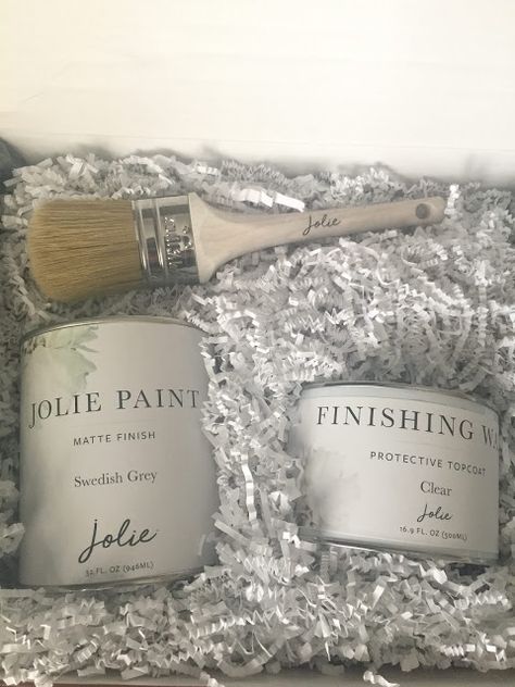 Learn to Paint Furniture with Jolie paint  #joliecommunity #joliepaint Jolie Painted Furniture, Jolie Paint, Furniture Rehab, Painting Furniture, Chalk Paint Furniture, Mineral Paint, Paint Furniture, Colorful Furniture, Hi Everyone