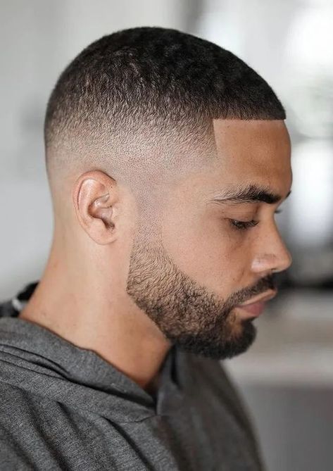 Nice Hair Cut, Black Hair Fade, Man Haircut Fade, Black Man Haircut, Black Man Haircut Fade, Fade Haircut Short, Men Fade Haircut, Buzz Cut Styles, Gentleman Haircut