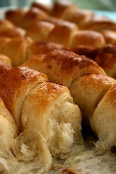 Serbian Bread, European Baking, Kiflice Recipe, Eastern European Food, Macedonian Food, Balkan Food, Serbian Food, Croatian Food, Cheese Rolls