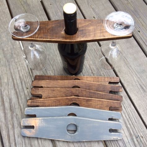 Wine Bottle Glass Holder, Wine Caddy, Wood Wine Racks, Wood Projects That Sell, Wine Bottle Diy Crafts, Corkscrews, Wood Shop Projects, Diy Wine Rack, Scrap Wood Projects