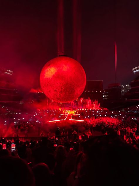 Red Moon at the Weeknd concert in Philly! Concerts At Night, Red Aesthetic The Weeknd, The Weekend Concert Aesthetic, Weeknd Red Aesthetic, The Weeknd Red Aesthetic, The Weeknd Vibes Aesthetic, The Weeknd Aesthetic Concert, Red Concert Aesthetic, Red The Weeknd