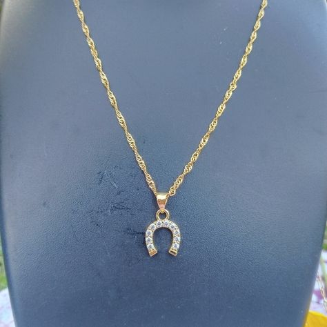 Horse Shoe Pendant necklace Horse Shoe Jewelry, Country Thunder Outfits, Country Thunder, Horseshoe Pendant, Horse Shoe, Body Chain Jewelry, Really Cute Outfits, Cute Wallpaper Backgrounds, Cz Stone