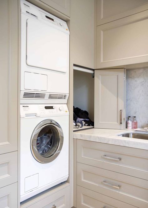 50 Best Laundry Room Ideas To Inspire You (2023) - The Trend Spotter Best Laundry Room Ideas, Beaver Homes And Cottages, Laundry Shoot, Kitchen Design Centre, Laundry Chute, Stacking Doors, The Trend Spotter, Drying Room, Laundry Room Renovation