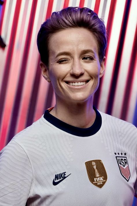 Soccer Hair, Uswnt Soccer, Alex Morgan Soccer, Soccer Girl Problems, Nike Kicks, Manchester United Soccer, Megan Rapinoe, Barcelona Soccer, Usa Soccer Women