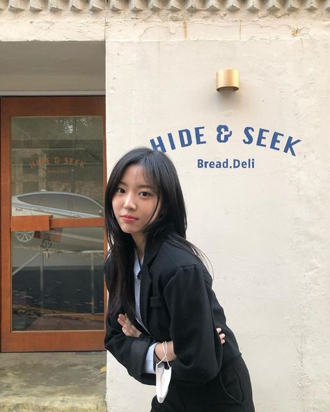 Cassandra Core, Foto Aesthetic, Girlfriend Material, Aesthetic Pfp, Aesthetic Aesthetic, Insta Posts, Korean Actress, Just Girly Things, Ulzzang Girl