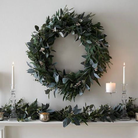 White Company Christmas, Pre Lit Garland, Dried Wreath, Christmas Wreaths With Lights, Pre Lit Wreath, Its Christmas, White Berries, Presents For Mum, Twig Wreath