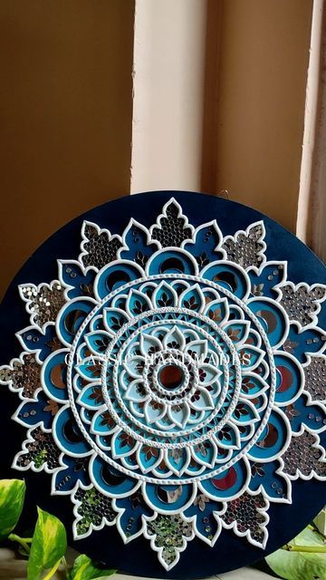 Lipan Art Mirror Work, Lipin Art, Gujarati Art, Mud Mirror Work, Canvas Reference, Lippan Kaam, Lippon Art, Lipan Art, Painted Mirror Art