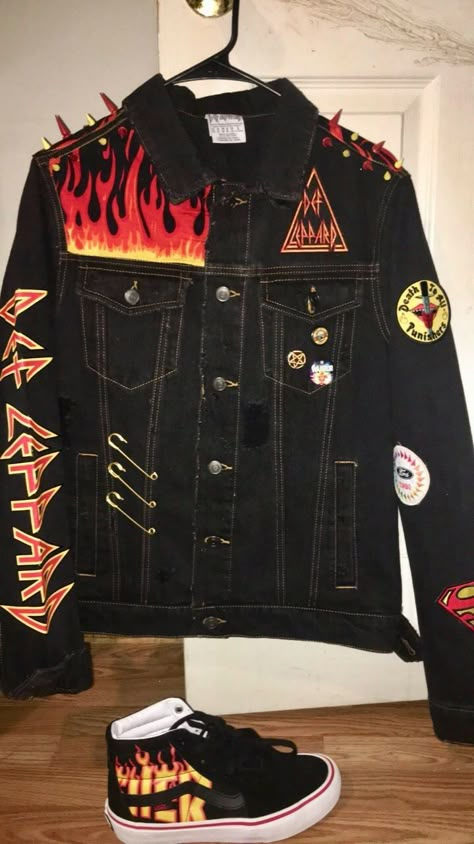 Custom Jacket Paint, Flame Jacket, Customized Jacket, Denim Jacket Painted, Jacket Painting, Vans Custom, Diy Denim Jacket, Diy Jacket, Denim Diy