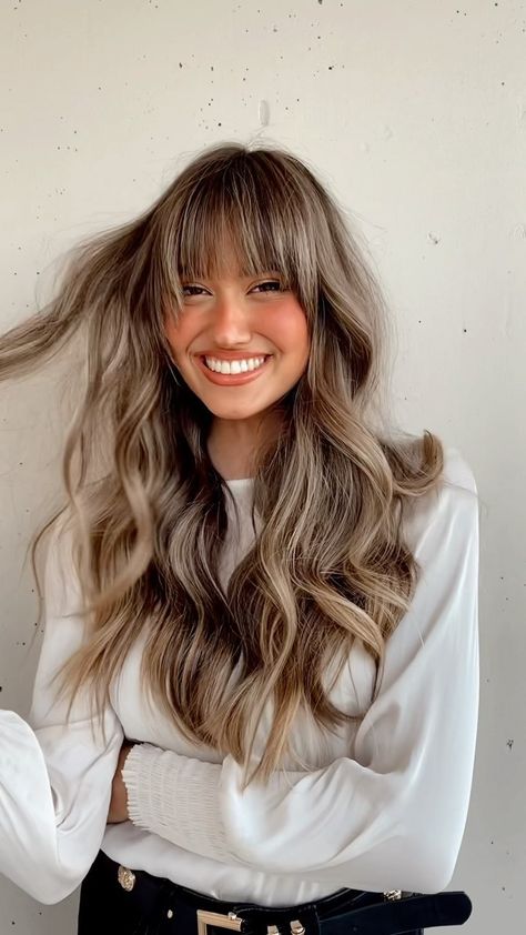 chrisweberhair on Instagram: Bombshell bronde 💣🐚 As much as I love a statement money piece I am always a lover of super sunkissed colours 🌊 colours that melt together… Ash Blonde Balayage With Bangs, Bronde Balayage With Money Piece Bangs, Long Hair With Bangs Balayage, Spring Hair Balayage, Brunette With Money Piece Bangs, Brown Hair Blonde Highlights With Bangs, Bronde Haircolor With Bangs, Bronde Balayage Bangs, Money Piece Balayage With Bangs