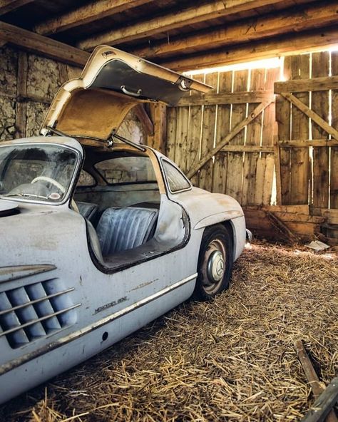 300 Sl Gullwing, Mercedes Benz 300sl, Mercedes Benz 300 Sl, Mercedes 300sl, Mercedes Benz 300, Abandoned Cars, Old Car, European Cars, European Vintage