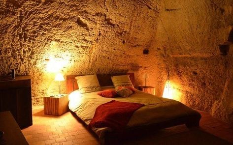 Steampunk Interior Design, Secret Rooms In Houses, Small Stone House, Steampunk Interior, Underground Homes, Cave House, Surf House, Fantasy House, Secret Rooms