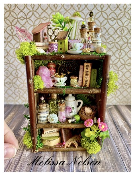 Miniature Castle Diy, Fairy Apothecary, Fairy Frame, Fairy Library, Fairy Garden Box, Fairy House Crafts, Fairy Garden Furniture, Dollhouse Diy, Diorama Ideas