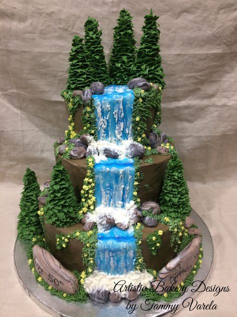 Waterfall cake Waterfall Cake, Nature Cake, Red Birthday Cakes, Inside Cake, New Birthday Cake, Castle Cake, Creative Cake Decorating, Crazy Cakes, Unique Cakes