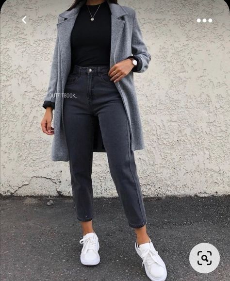 Italy Moda, Doc Martens Outfit, Mom Jeans Outfit, Black Mom Jeans, Chique Outfits, Cold Outfits, Causual Outfits, Cute Fall Outfits, Mode Inspo