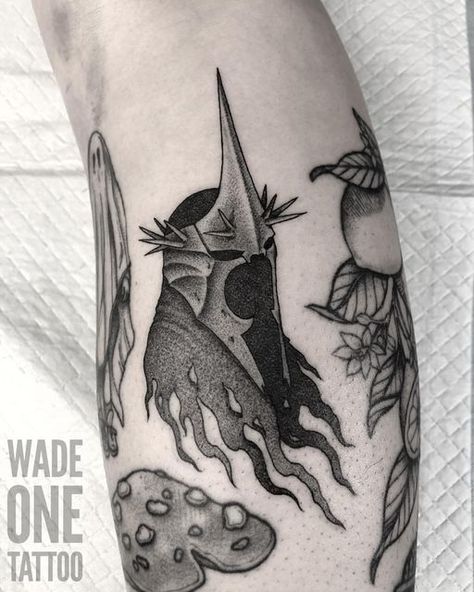 Wade One on Instagram: "A little LOTR action for @ginaridd today, good times. Appointments available next week, DM to chat :) @brisbanebodyart #brisbanetattoo #brisbanetattoos #brisbanetattooartist #brisbanetattooist #brisbanetattooer #lotrtattoo #lordoftheringstattoo #witchking #witchkingofangmar #stipple #stippletattoo #dotwork" Sauron Gauntlet Tattoo, Witchking Lotr Tattoo, The Witch King Of Angmar Tattoo, Ringwraith Tattoo, Witchking Lotr, Witch King Of Angmar Tattoo, I Am No Man Tattoo, Witch King Tattoo, Nazgul Tattoo