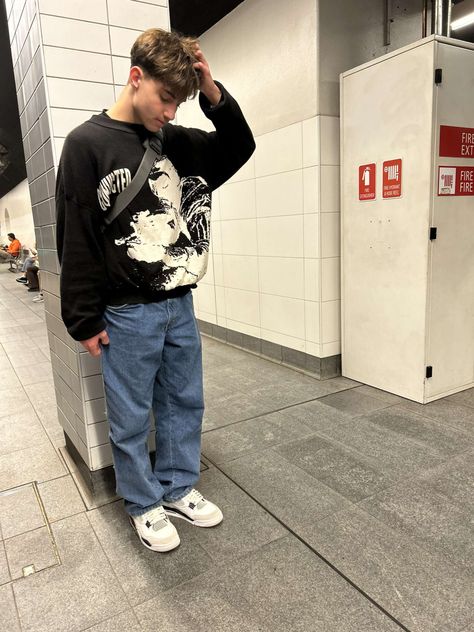 Boys Y2k Outfits, J4 Outfit Men, Jordan 4 Men Outfit, Jordan 4 Streetwear Outfits, Jordan 2 Outfit Men, Jordan 3 Outfits For Men, J4 Outfit, How To Style Jordan 4, Outfits Y2k Hombre